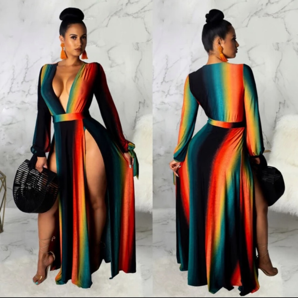 Maxi dress with side slits (Size Large)